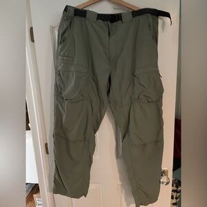 Ex Officio men’s nylon cargo pants XL (40-42)